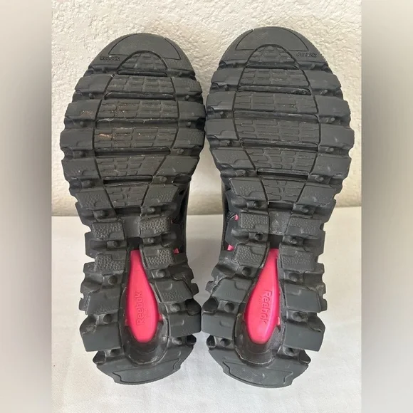 Reebok Zig Wild TR2 Women's Black and Pink Athletic Shoes Size 6 - Picture 6 of 6